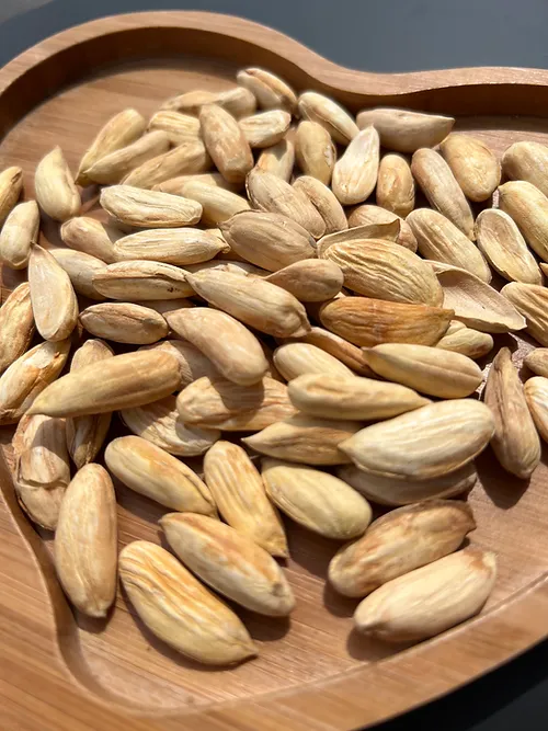 アフガンサフラン アフガニスタン産「ホワイトアーモンド」50g