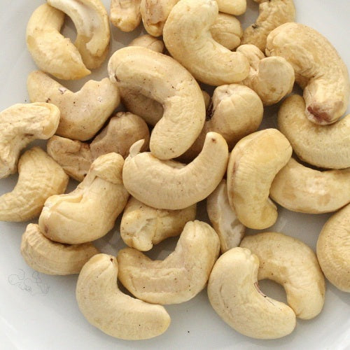 アフリカンテーブル ブルキナファソのカシューナッツ ノンロースト 45g