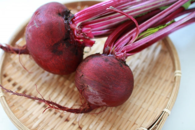 甘楽の有機ビーツ 300gP(1〜3個) 有機認証・許容農薬ゼロ (群馬県)よしだ有機農園