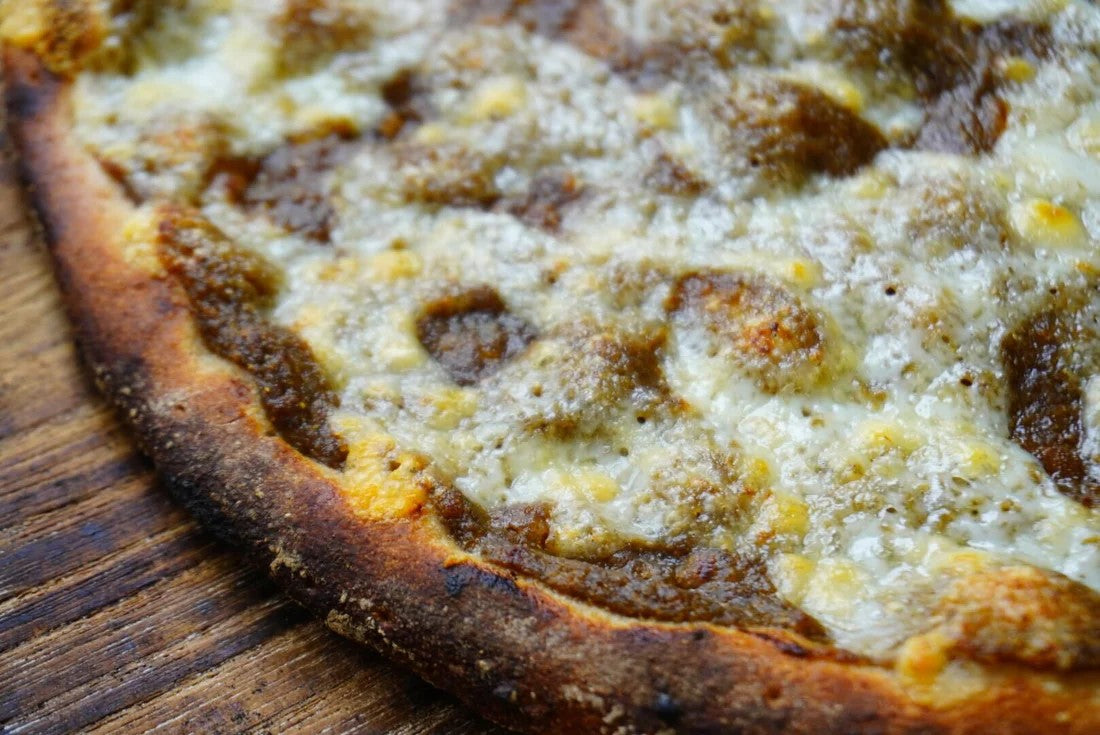 石窯焼き スパイスなすのピザ スペルト小麦100%全粒粉 保存料・着色料不使用 totonoi pizza