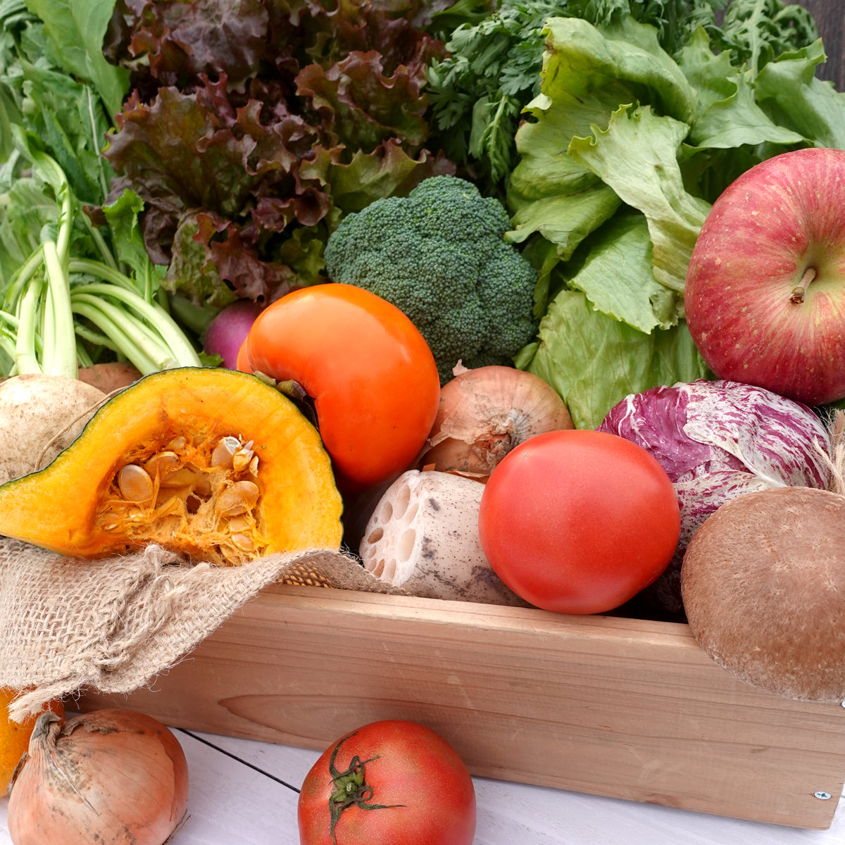 定期便 有機野菜くだもの12種類セット(月2回)送料込【冷蔵】北海道と九州はプラス1000円、中国、四国はプラス400円沖縄はプラス2200円