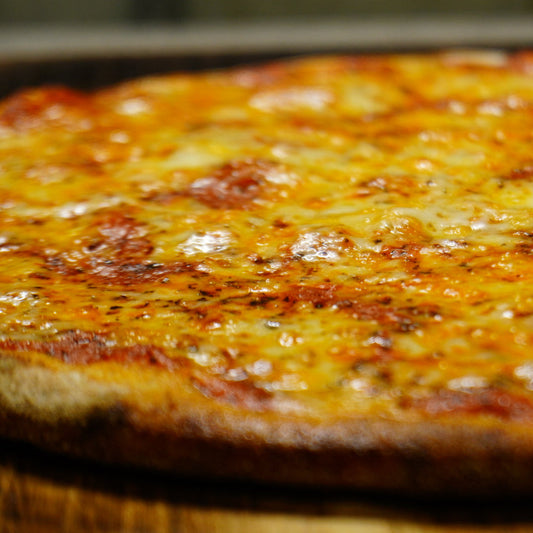 石窯焼き トマトバジルのピザ スペルト小麦100%全粒粉 保存料・着色料不使用　totonoi　pizza