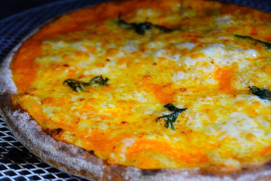 石窯焼き の人参のピザ スペルト小麦100%全粒粉 保存料・着色料不使用　totonoi　pizza