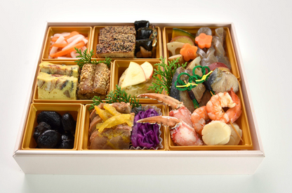 【２０２６年お正月】　オーガニックキッチンさんの産地のみえる安心おせち　冷凍２－３人前　約700ｇ（冷凍）